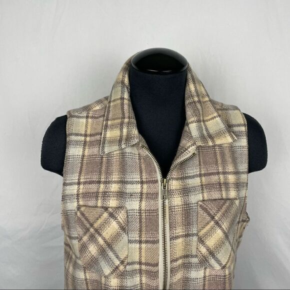 WoolRich Plaid Wool Full Zip Vest - Women’s S - Picture 4 of 9